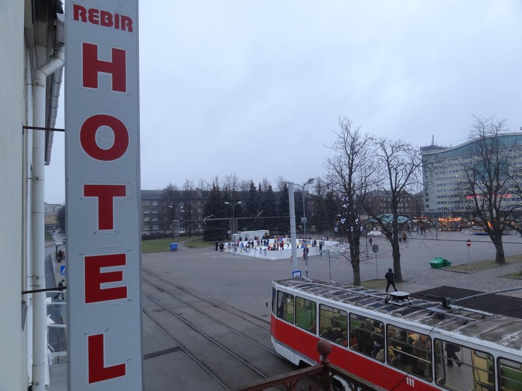 Hotel Rebir Даугавпилс Екстериор снимка