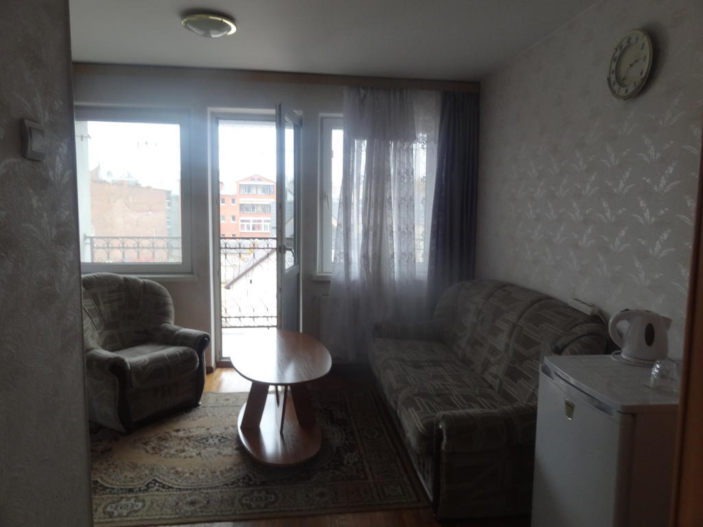 Hotel Rebir Даугавпилс Стая снимка