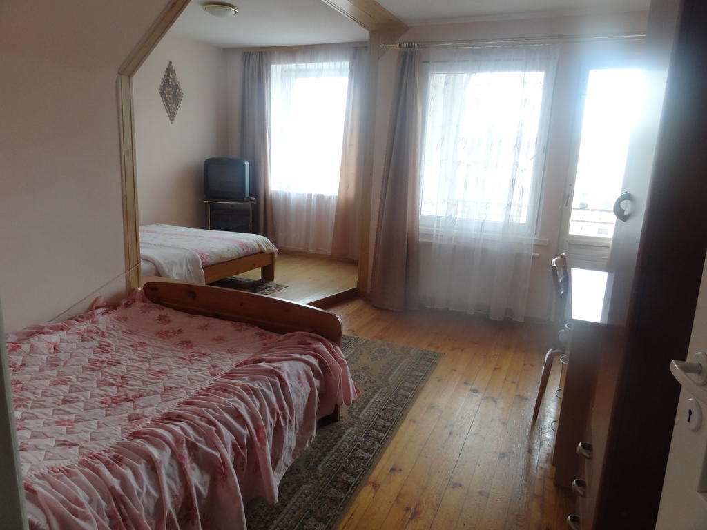 Hotel Rebir Даугавпилс Екстериор снимка