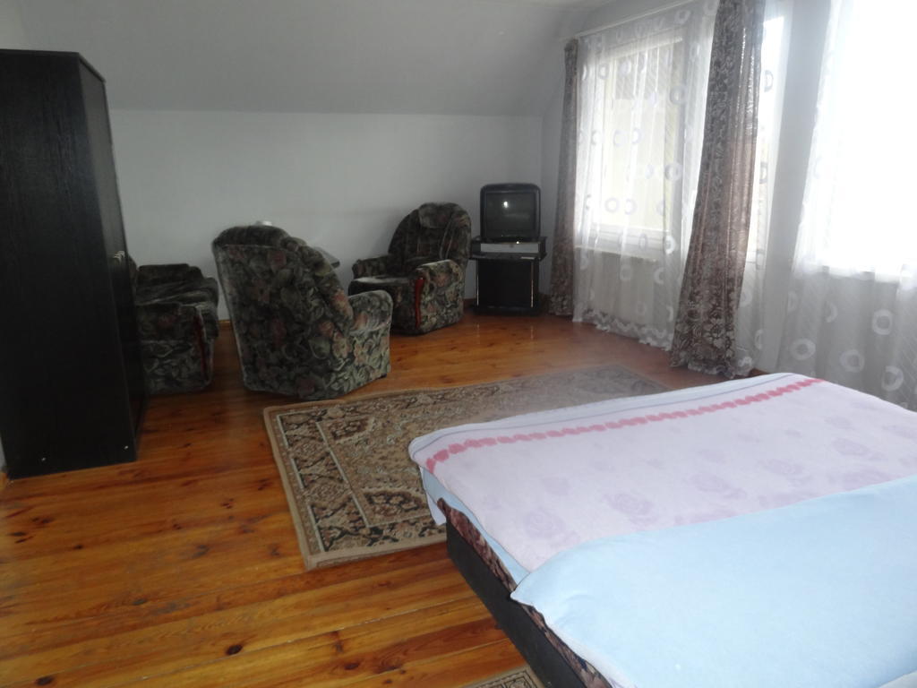 Hotel Rebir Даугавпилс Екстериор снимка